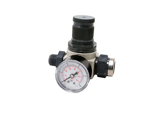 Function of a pressure regulator in a plumbing system